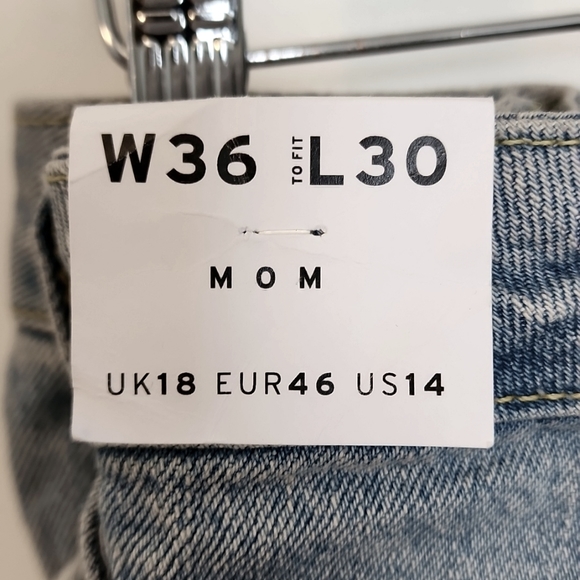 NWT TOPSHOP buckled leg mom jean - Picture 2 of 11